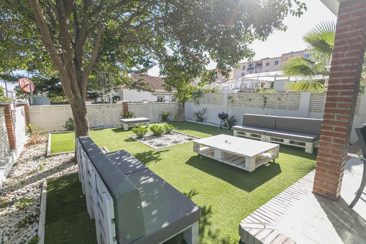 Casa de Férias Canovas Nerja - Casa Parador Con Jardin Privado En Centro Nerja